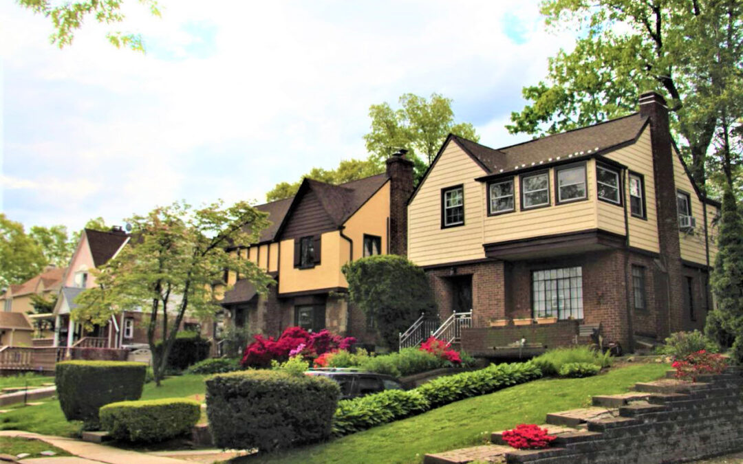 Looking To Sell in Briarwood: How To Pick the Best Real Estate Agent