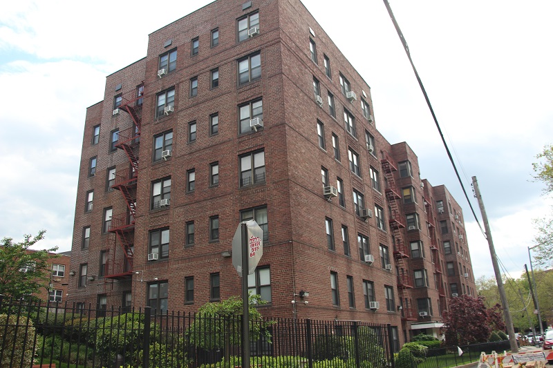 Looking For Briarwood Apartment Rentals? Read Your Lease Like a Pro!